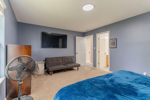 6366 Acadia Drive, Newburgh, IN 47630