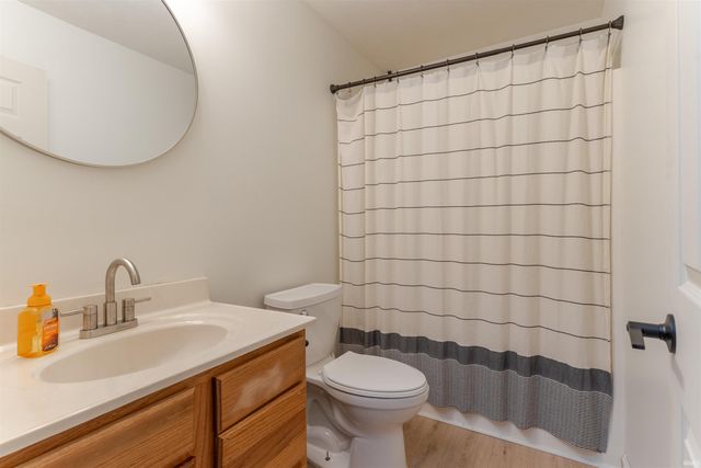 6366 Acadia Drive, Newburgh, IN 47630