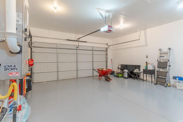 6366 Acadia Drive, Newburgh, IN 47630