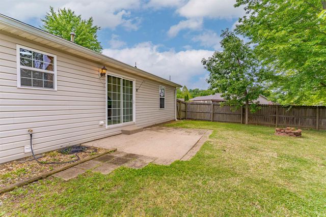 6366 Acadia Drive, Newburgh, IN 47630