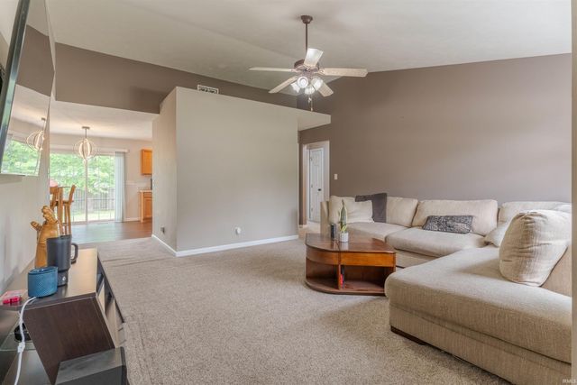 6366 Acadia Drive, Newburgh, IN 47630