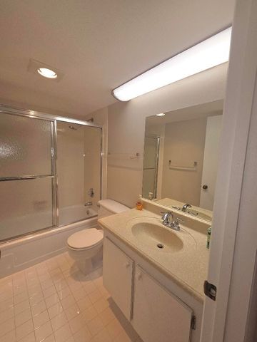 2101 W Woolbright Road J102, Boynton Beach, FL 33426