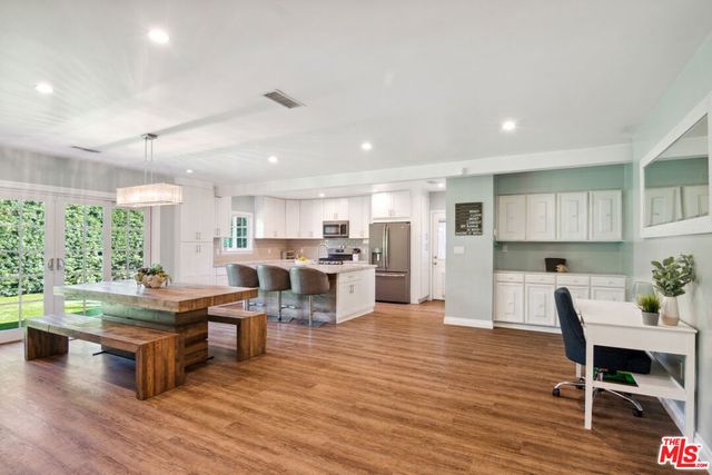 1500 Fairfield Street, Glendale, CA 91201