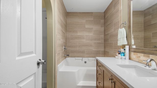 6582 Harbour Boulevard, Panama City Beach, FL 32407