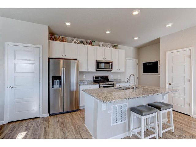 1958 Villageview Ln, Castle Rock, CO 80104