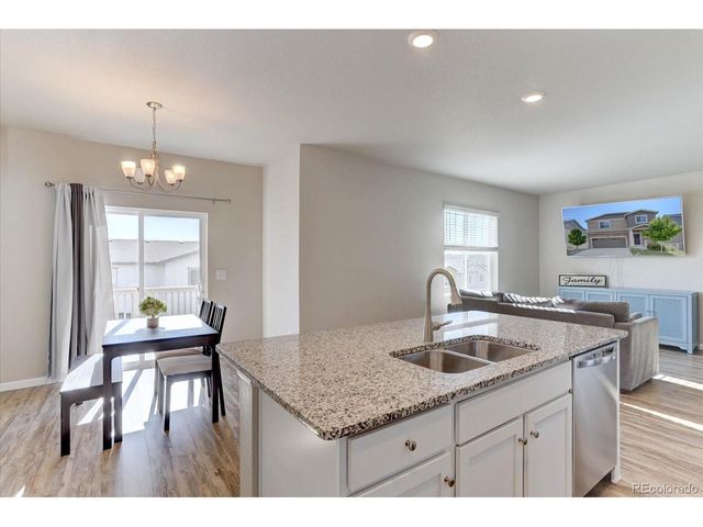 1958 Villageview Ln, Castle Rock, CO 80104