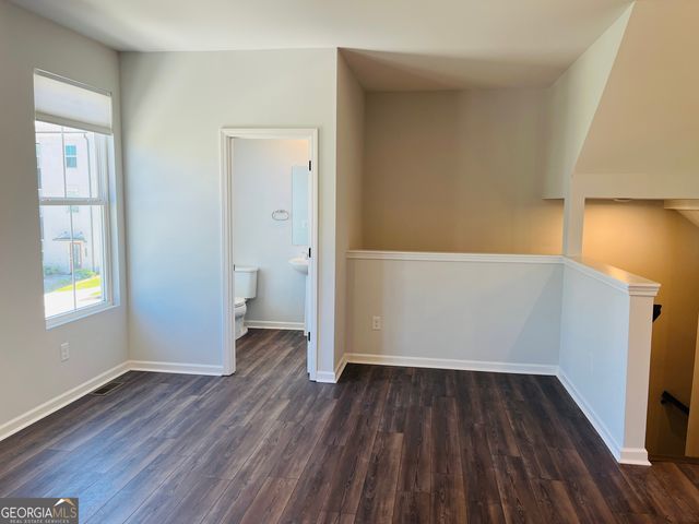 2686 Creek View Terrace NW, Atlanta, GA 30318