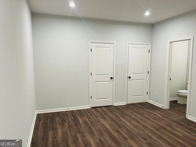 2686 Creek View Terrace NW, Atlanta, GA 30318
