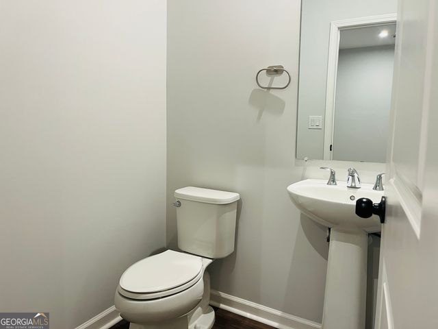 2686 Creek View Terrace NW, Atlanta, GA 30318