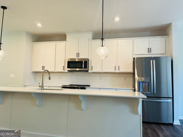 2686 Creek View Terrace NW, Atlanta, GA 30318