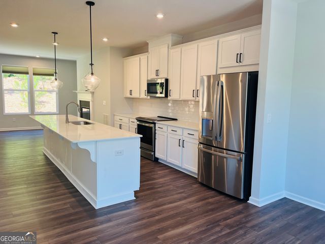 2686 Creek View Terrace NW, Atlanta, GA 30318
