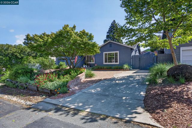 914 Vine Ave, Martinez, CA 94553
