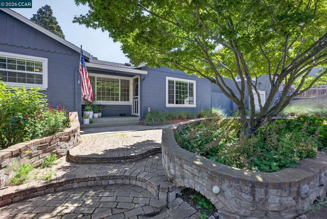 914 Vine Ave, Martinez, CA 94553