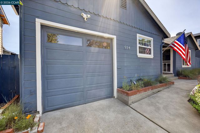 914 Vine Ave, Martinez, CA 94553