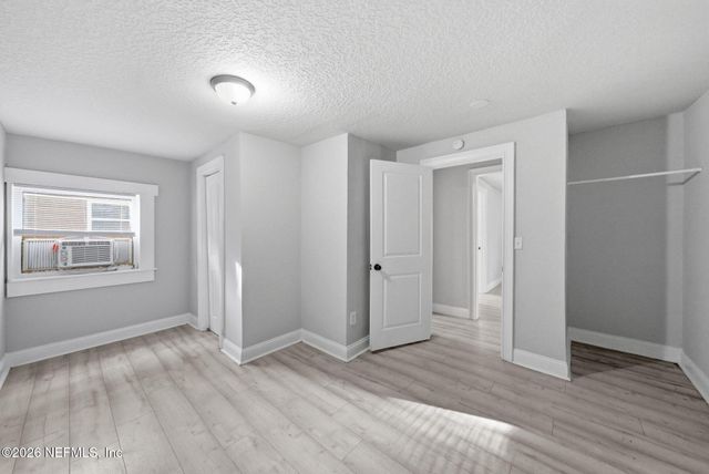 2344 JOHNSON Avenue, Jacksonville, FL 32207