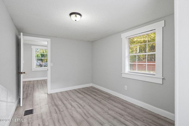 2344 JOHNSON Avenue, Jacksonville, FL 32207