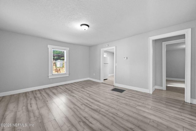 2344 JOHNSON Avenue, Jacksonville, FL 32207