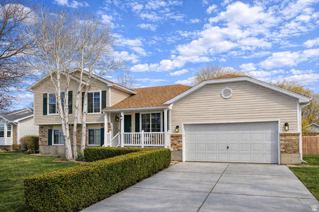 93 E SPYGLASS DR, Stansbury Park, UT 84074