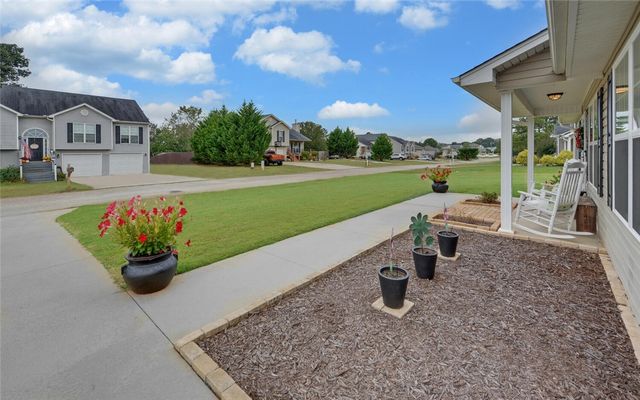 222 Charity Drive, Lavonia, GA 30553