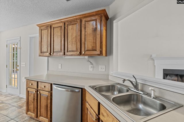 231 Elmwood, Elgin, SC 29045