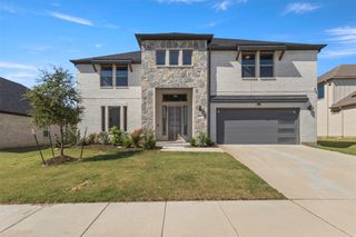 341 Lost Lake Drive, Lavon, TX 75166