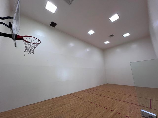 2809 Amalei Drive 302, Palm Beach Gardens, FL 33410