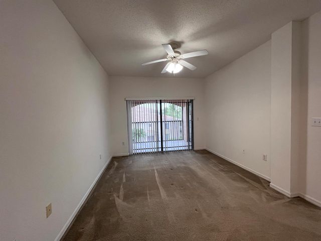 2809 Amalei Drive 302, Palm Beach Gardens, FL 33410