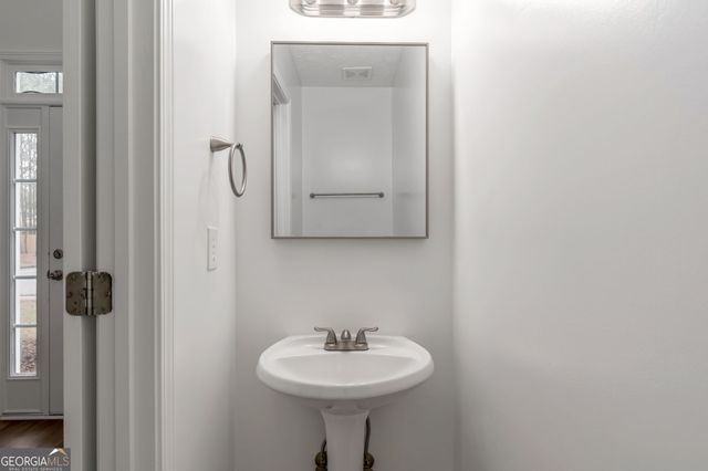 1385 Pinebreeze Way, Marietta, GA 30062