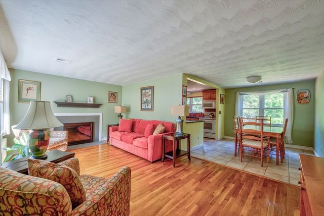27 Deerfield Road, Sharon, MA 02067