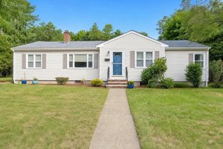 27 Deerfield Road, Sharon, MA 02067