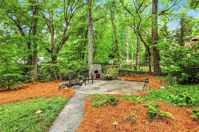 964 Northcliffe Drive NW, Atlanta, GA 30318