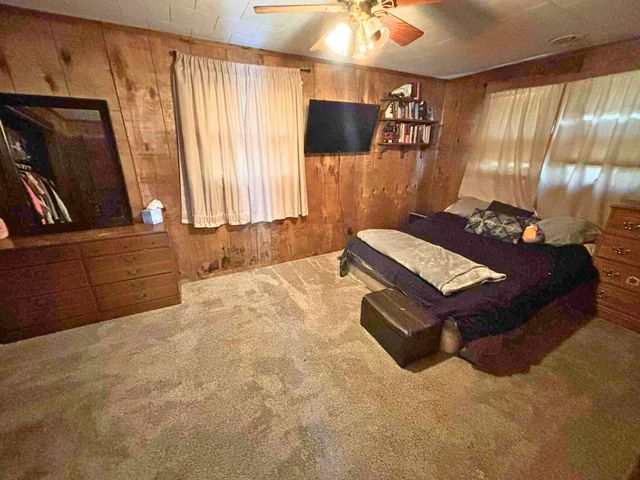 6860 Ramsey Road, Hebron, IN 46341