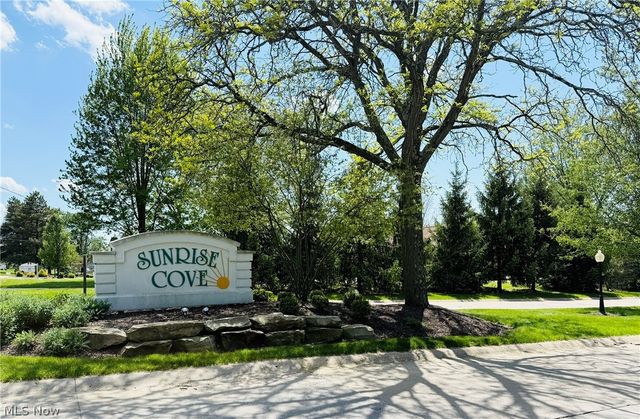 9731 Sunrise Boulevard M31, North Royalton, OH 44133