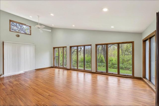 10671 Oak Ridge Road, Evansville, WI 53536