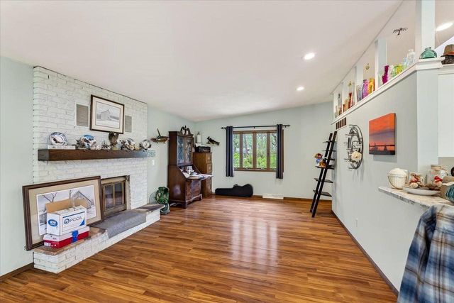 10671 Oak Ridge Road, Evansville, WI 53536