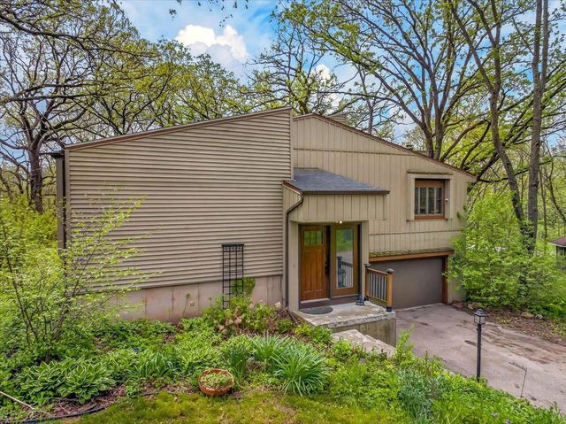 10671 Oak Ridge Road, Evansville, WI 53536