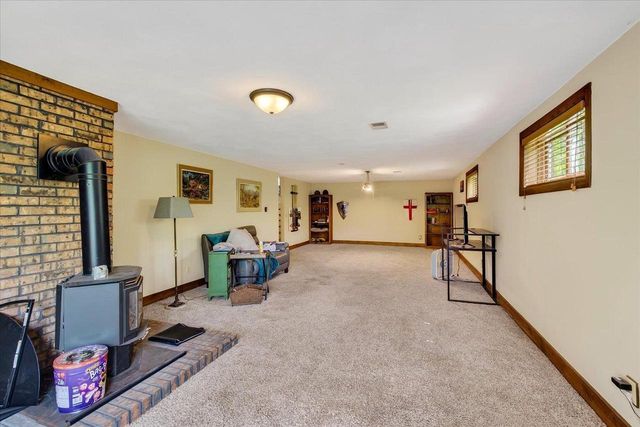 10671 Oak Ridge Road, Evansville, WI 53536
