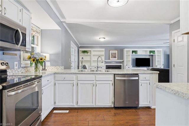 4714 Pine Hollow Lane, Greensboro, NC 27410