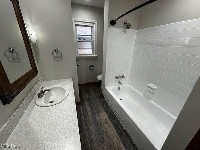 586 Ingalls Road, Akron, OH 44312