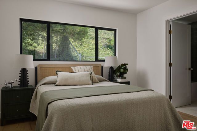 4650 Ellenita Avenue, Tarzana (los Angeles), CA 91356
