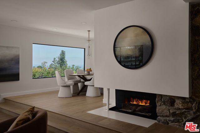 4650 Ellenita Avenue, Tarzana (los Angeles), CA 91356