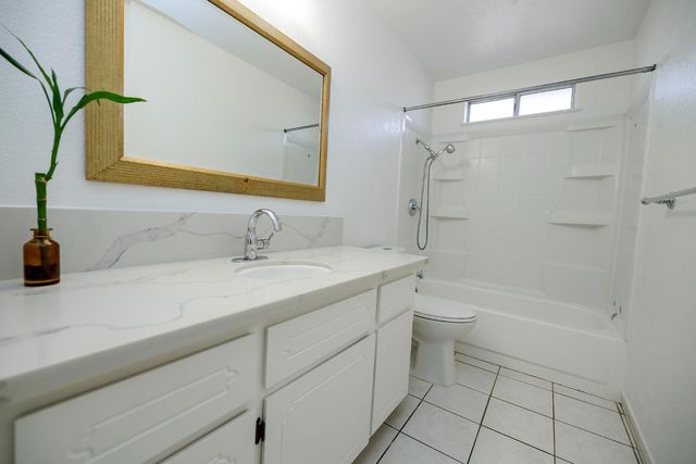 3106 Castellon Way, Stockton, CA 95205