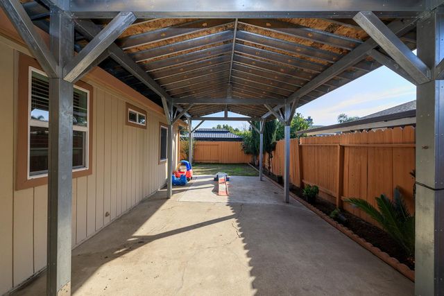 3106 Castellon Way, Stockton, CA 95205