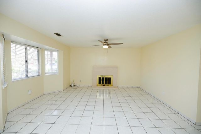 3106 Castellon Way, Stockton, CA 95205