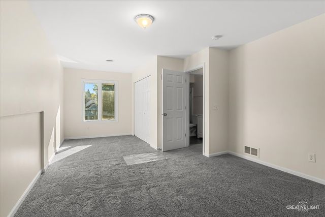 212 Boulder Hill Pass, Montgomery, IL 60538