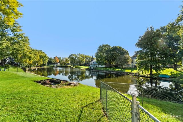 212 Boulder Hill Pass, Montgomery, IL 60538