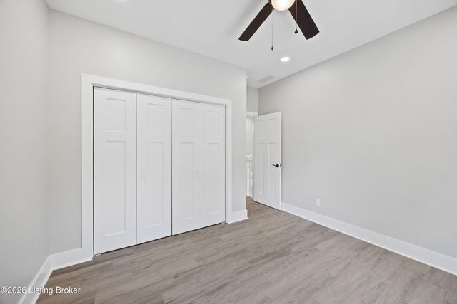 6905 James Madison Way, Louisville, KY 40272
