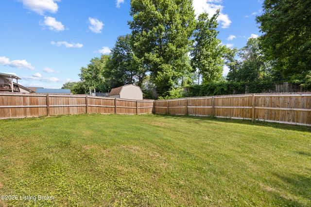 6905 James Madison Way, Louisville, KY 40272