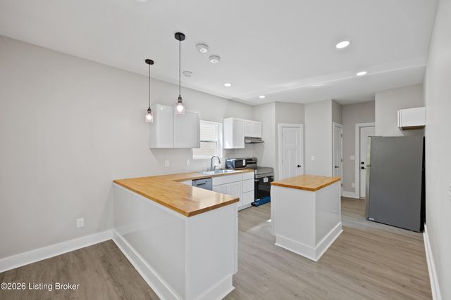 6905 James Madison Way, Louisville, KY 40272
