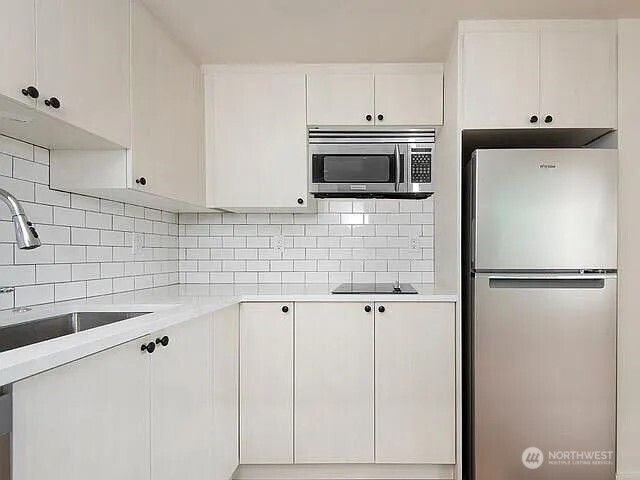 706 N 78th Street, Seattle, WA 98103